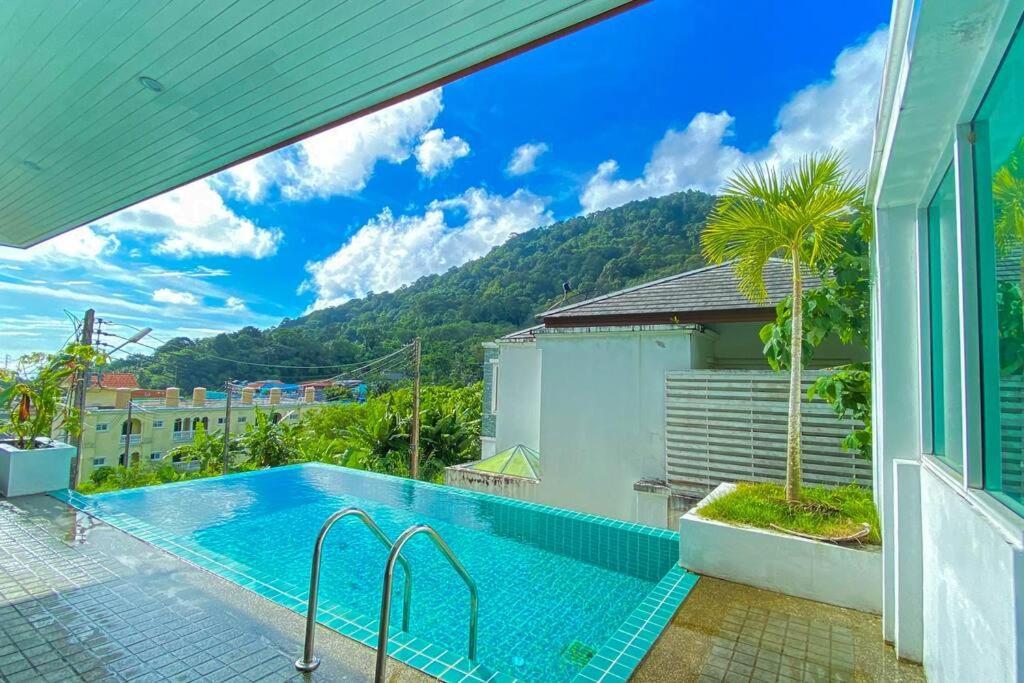 3 Bdr Pool Villa Patong 芭东3卧室泳池别墅 远海景 Exterior photo